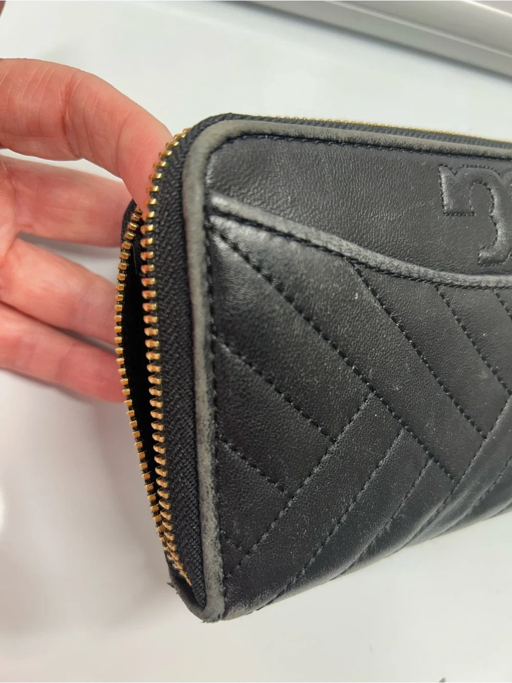 Tory Burch Black Quilted Leather Zip Wallet with Logo